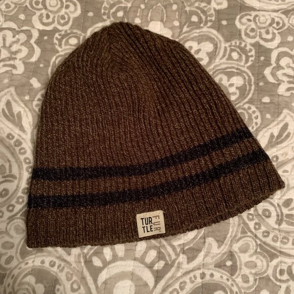 Turtle Fur Hat - Picture 2 of 4